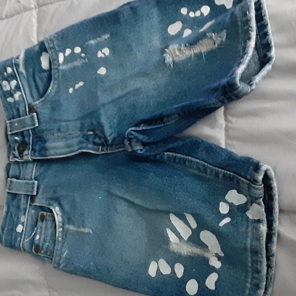 Boys painter look denim shorts.
